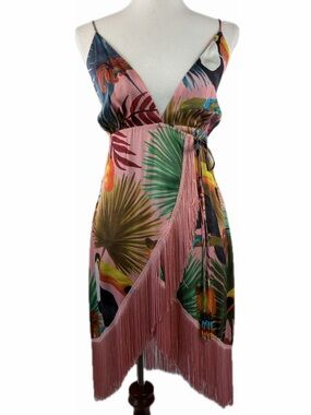 Farm Rio Tucano Fringe Wrap Dress Size XS
Tropical Resort Vacation Luau Hawaii